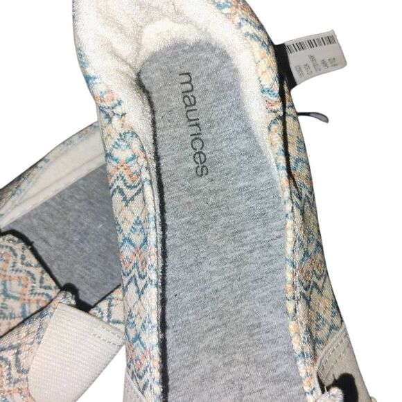 Maurices Nwt Laura Twin Gore Striped Slip On Sneakers - Picture 3 of 9